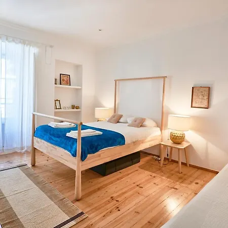 Spacious Bairro Alto With Courtyard, By Timecooler 公寓