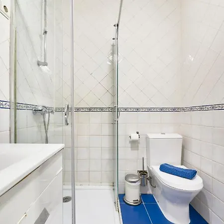 Spacious Bairro Alto With Courtyard, By Timecooler Lisboa