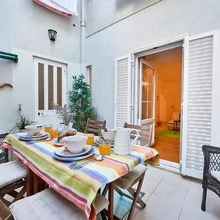 Spacious Bairro Alto With Courtyard, By Timecooler 公寓 *
