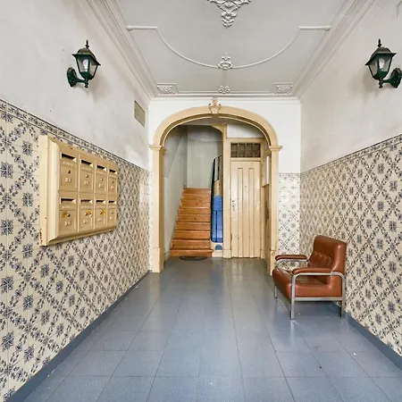Spacious Bairro Alto With Courtyard, By Timecooler * リスボン