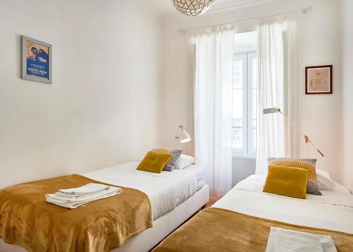 Apartment Spacious Bairro Alto With Courtyard, By Timecooler Lisbon